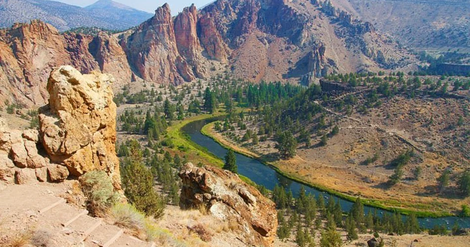 Cascade Lodge Bend: Affordable Comfort in the Heart of Central Oregon